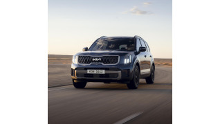 كيا تحقق رقما قياسياً لأكبر عدد من الجوائز التي حصلت عليها علامة تجارية في عامٍ واحد وذلك وفق "دراسة أداء السيارات وتصنيعها وتصميمها" ("أبيل" APEAL) التي أجراها معهد أبحاث السوق الأمريكي "جاي